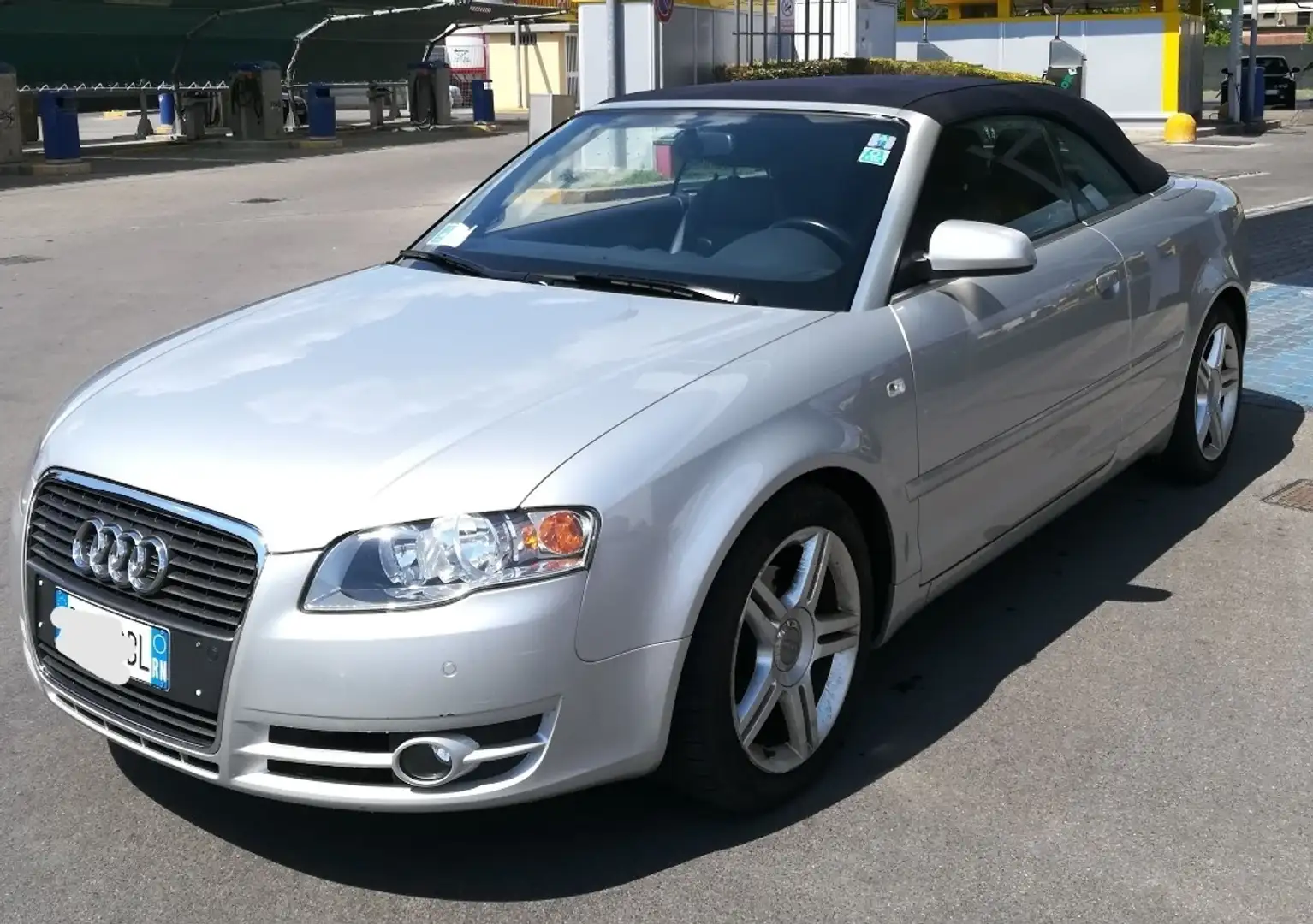 Audi A4 Cabriolet 2.0 tdi fap - 2