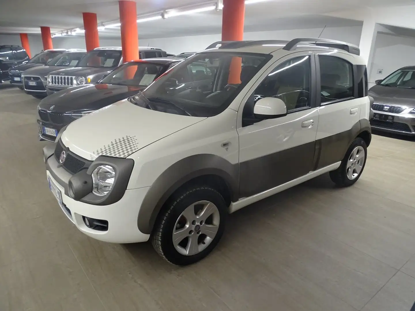 Fiat Panda 1.3 MJT 16V 4x4 Cross 75 CV neopatentati Weiß - 2