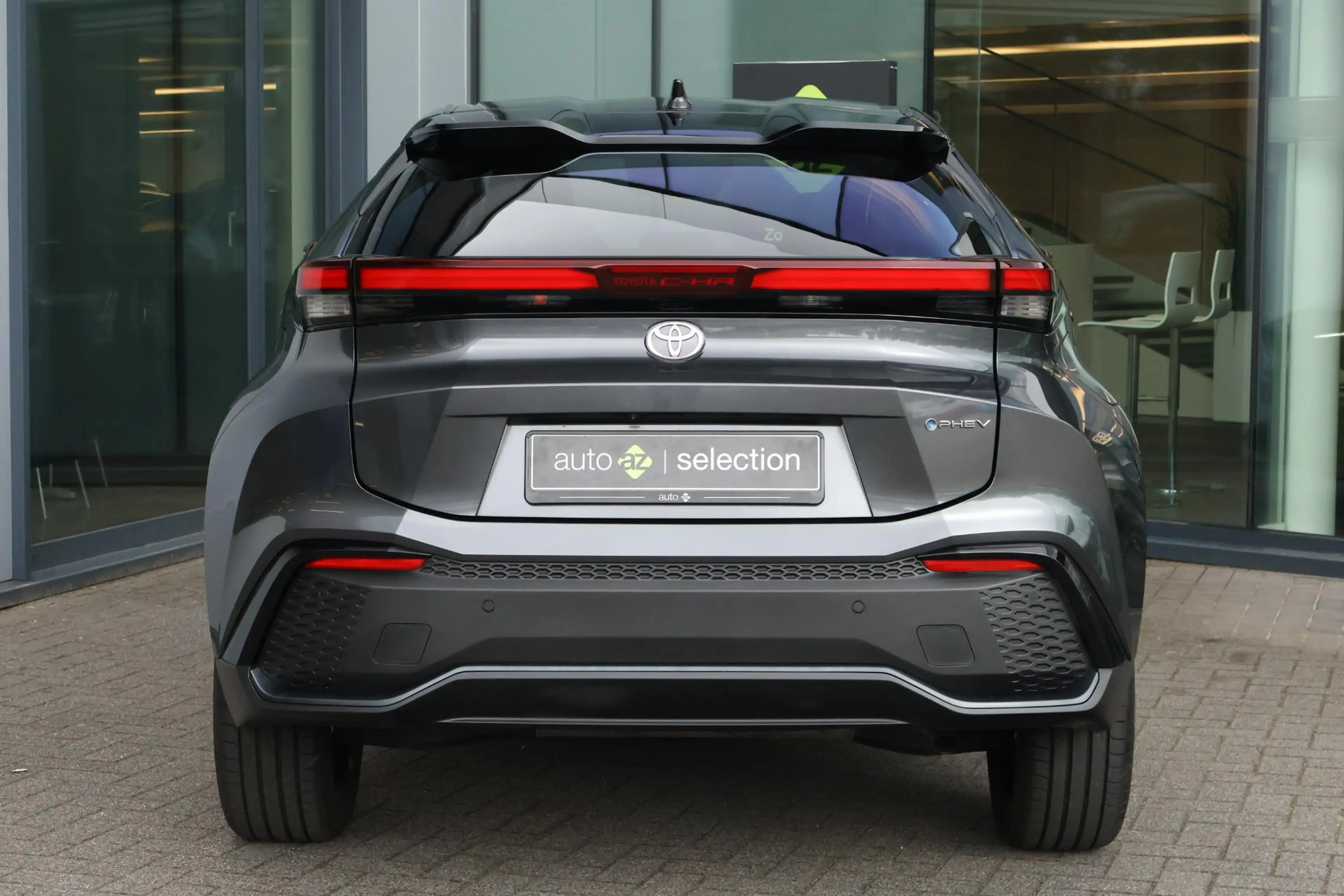 Toyota C-HR 2.0 Plug-in Hybrid 220 Executive / DAB / Cruise / — photo 9