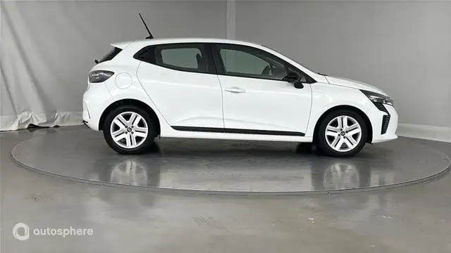 Renault Clio view 4