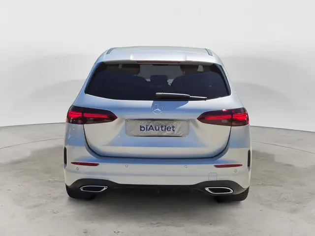 Mercedes-Benz B-Class view 4