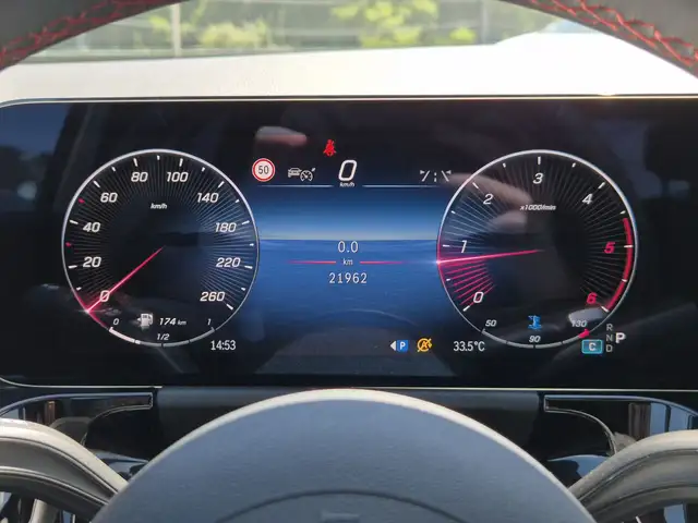 Mercedes-Benz B-Class view 14
