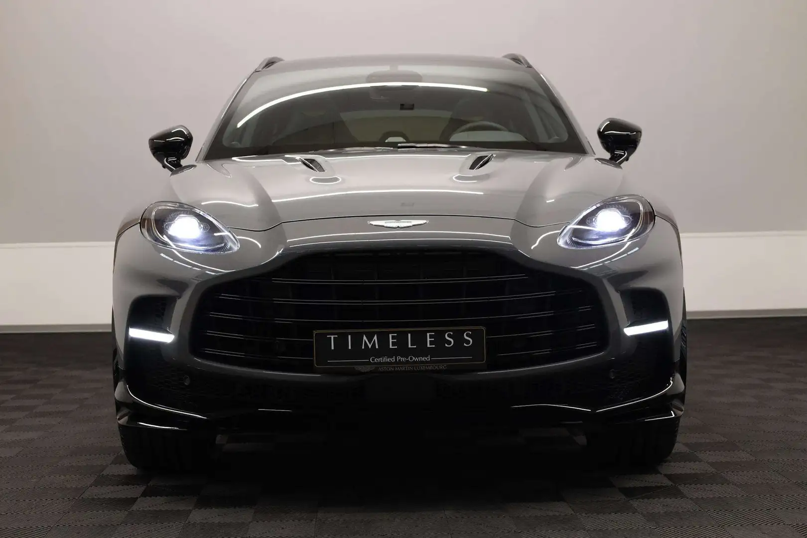 Aston Martin DBX 707 V8 Gris - 2