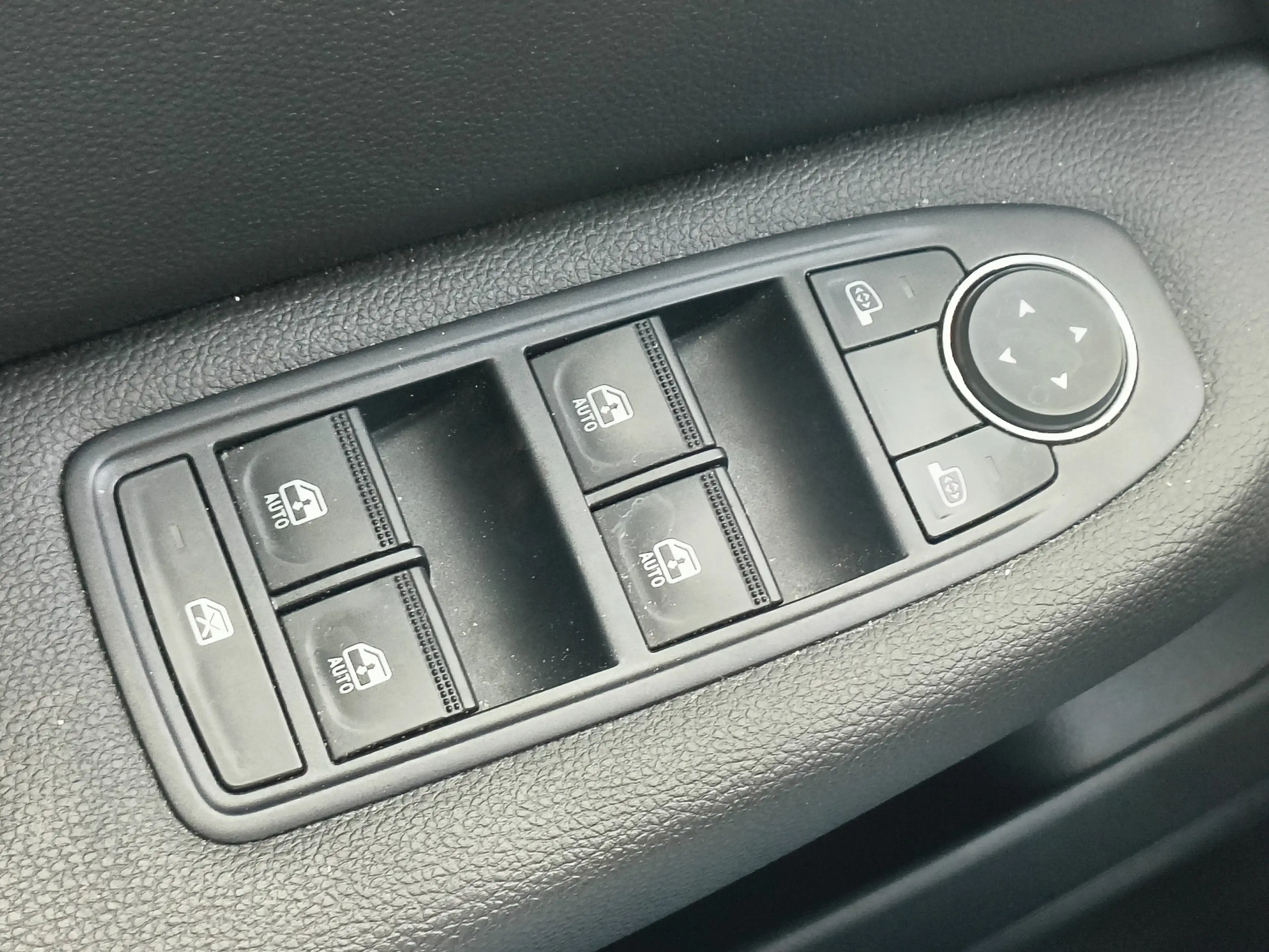 Renault Clio 1.0 TCe 90 Evolution uit 2023 Rijklaar + 12 maande — photo 17