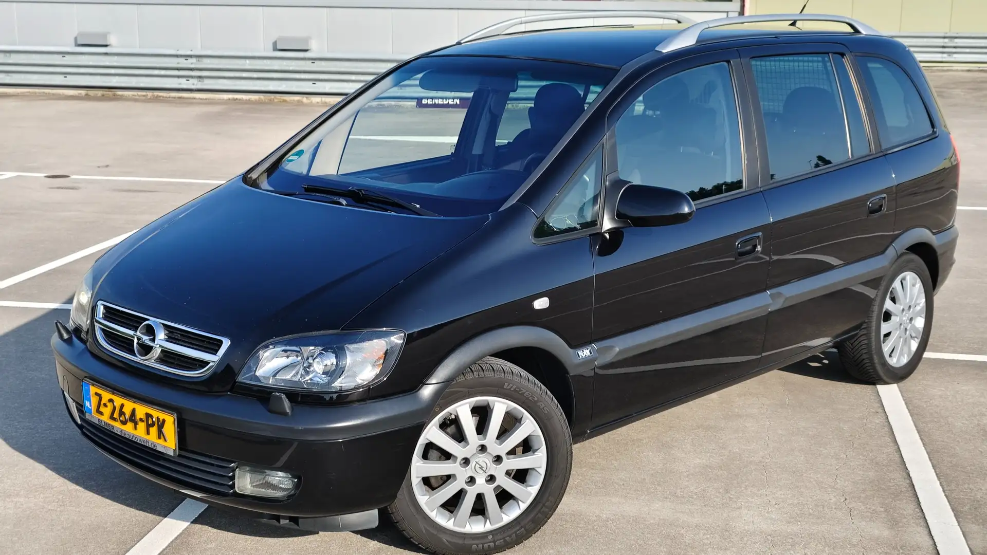 Opel Zafira 1.8-16V Njoy Noir - 1