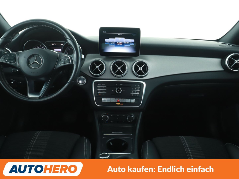 Mercedes-Benz CLA 180 CLA 180 Shooting Brake Urban ut.*NAVI*TEMPO*PDC* — photo 12