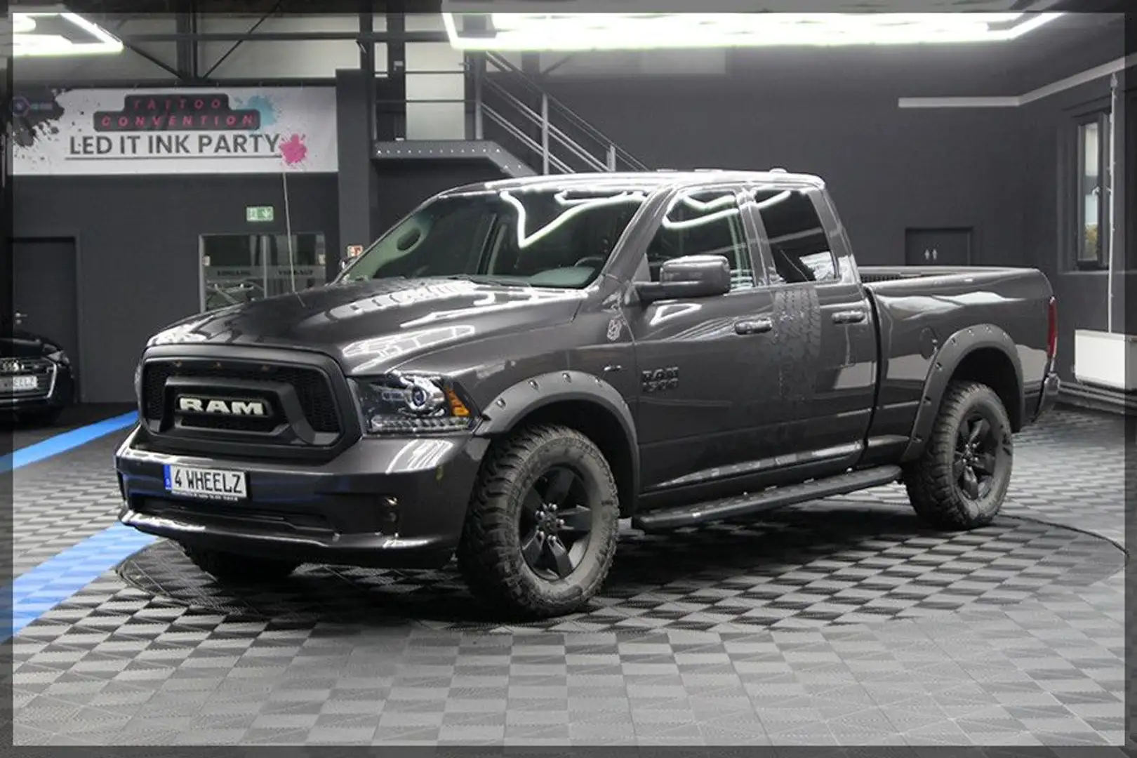 Dodge RAM 5.7 HEM QUAD CAB LPG / CAM / LEDER / ANDROID Gris - 2