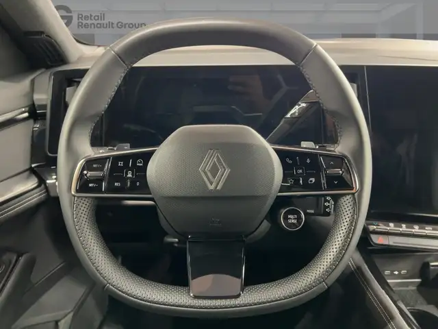 Renault Austral view 11