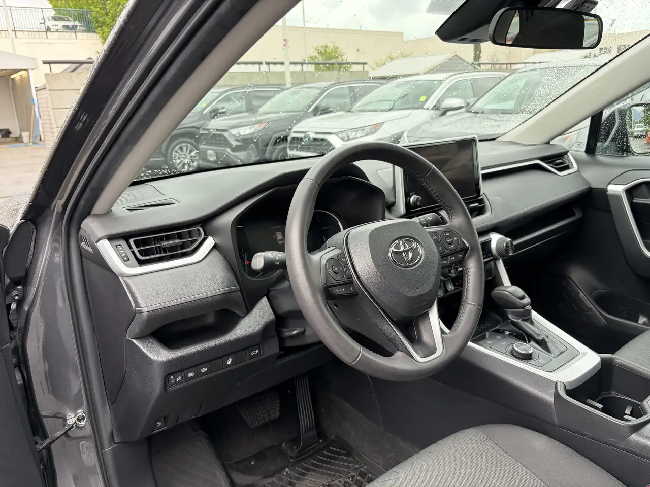 Toyota RAV 4 снимка Toyota RAV 4