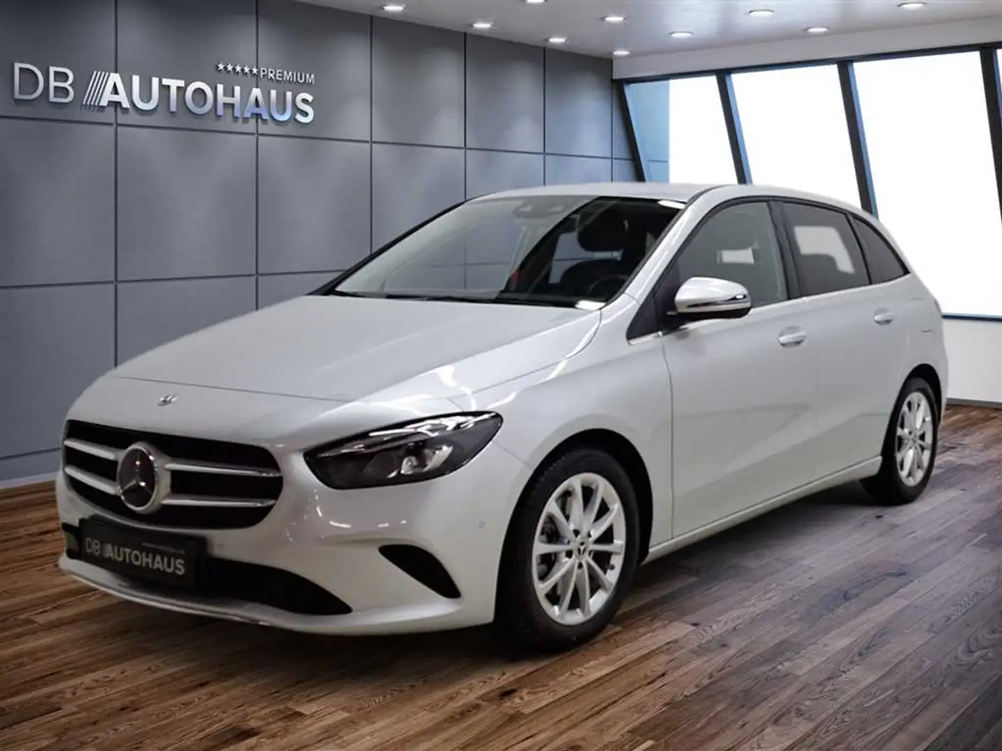Mercedes-Benz B 220 D Style DCT Silber - 1