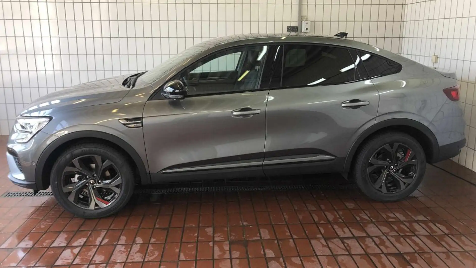 Renault Arkana TCe 160 EDC R.S. LINE Grau - 2