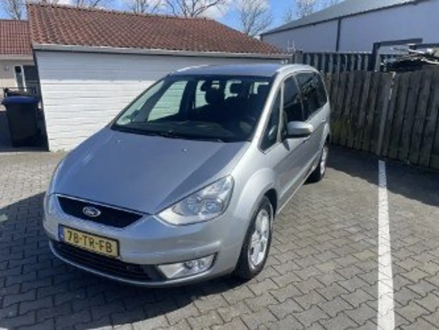 Ford Galaxy Galaxy 2.0 TDCi Ghia Zilver - 1