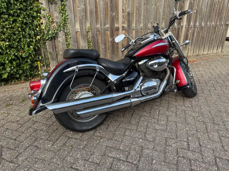 Suzuki VL 800 - foto 3