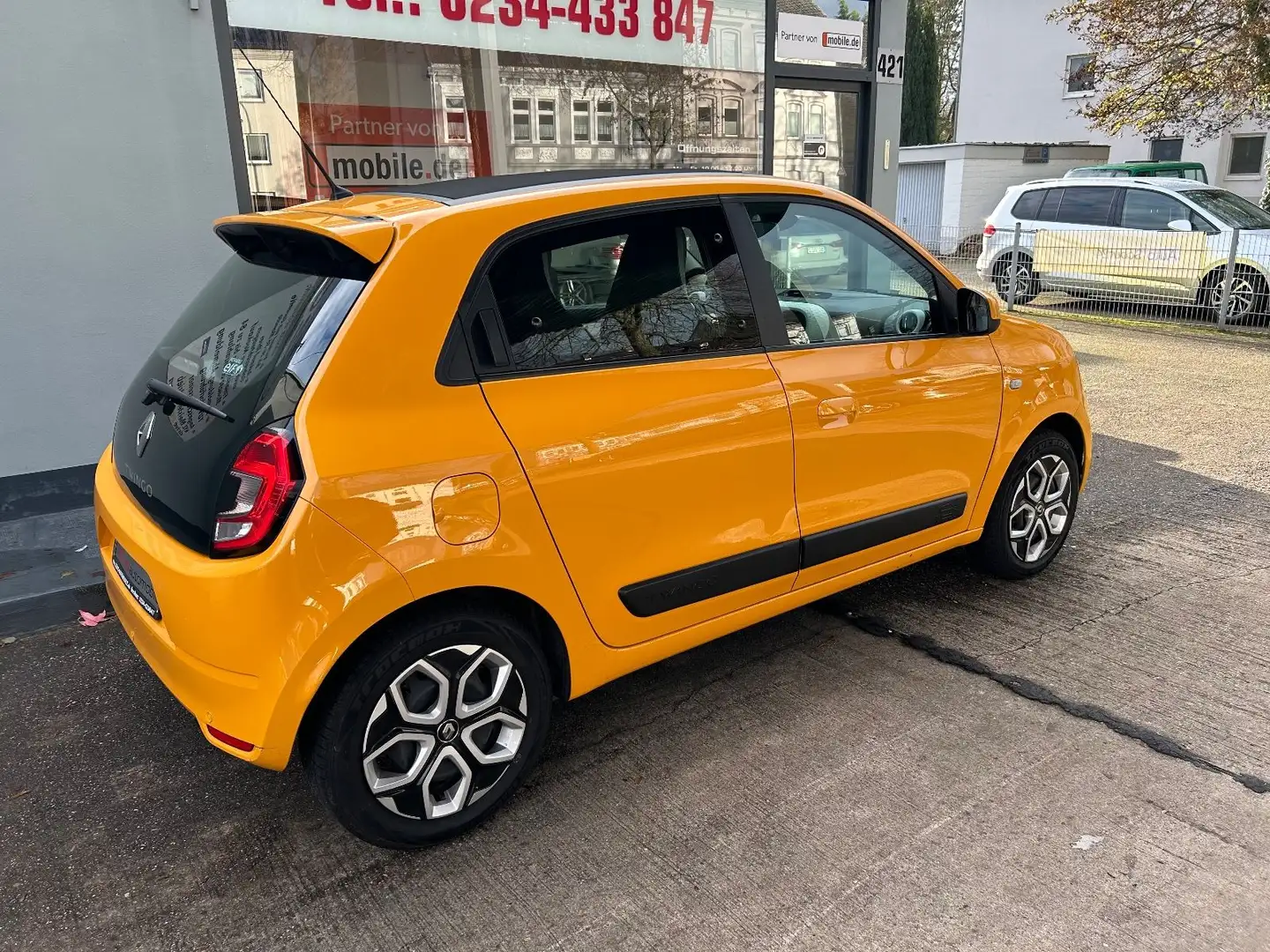 Renault Twingo OpenAir+NaviZB+Klima+Allwetter+BT+LED Gelb - 2