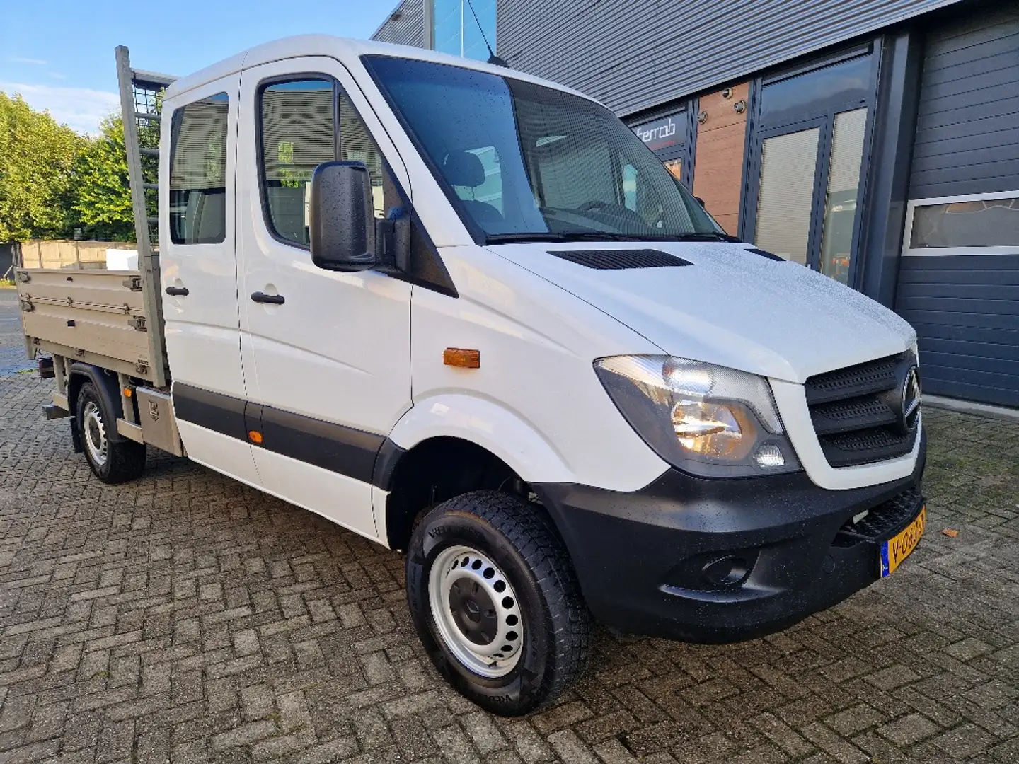 Mercedes-Benz Sprinter 314 CDI 4X4 euro6 366 DC ex overheid euro6 zeer mo Wit - 2