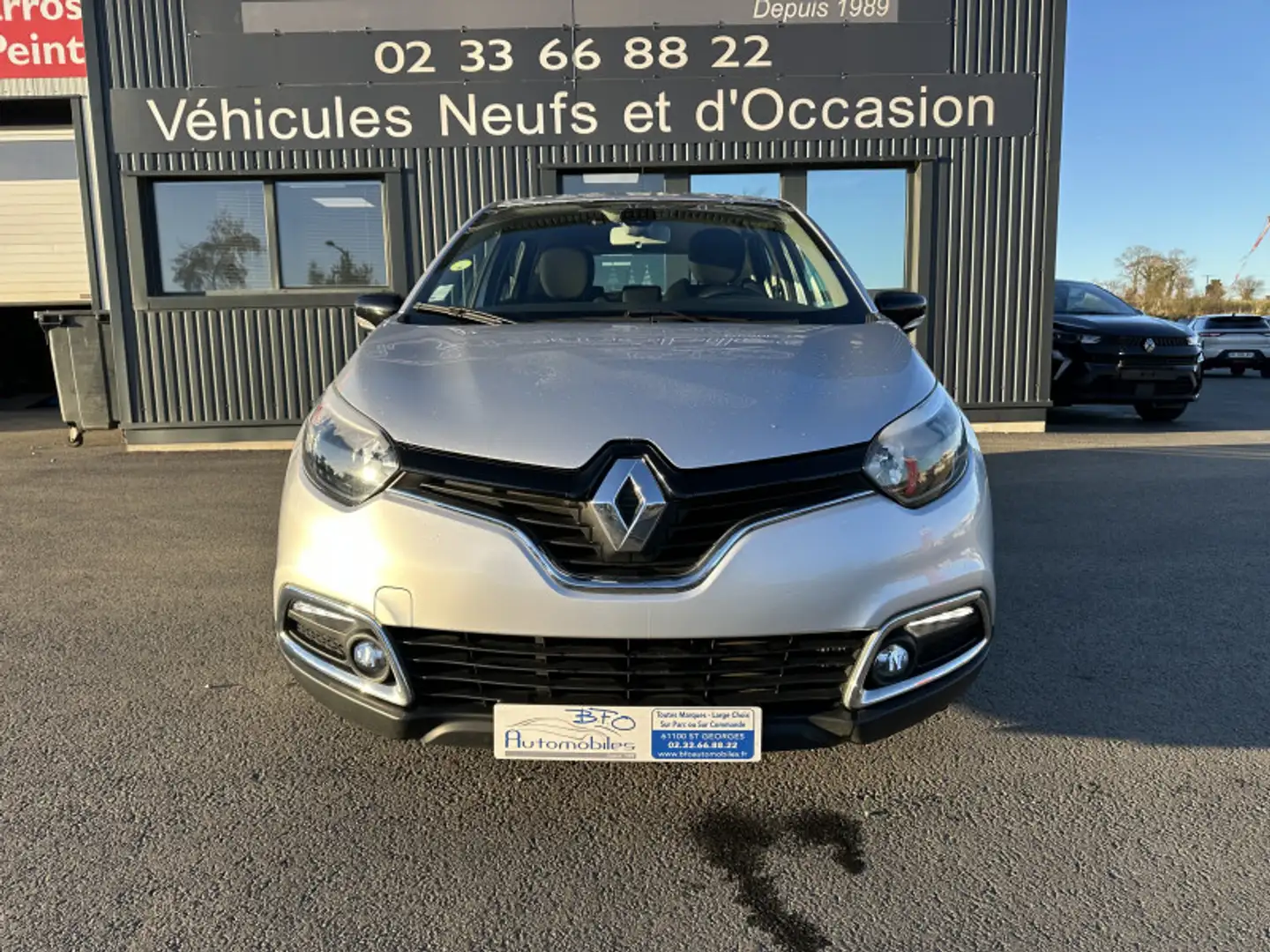 Renault Captur 1.5 DCI 90CH STOP\u0026START ENERGY ZEN ECO² EURO6 Gris - 2