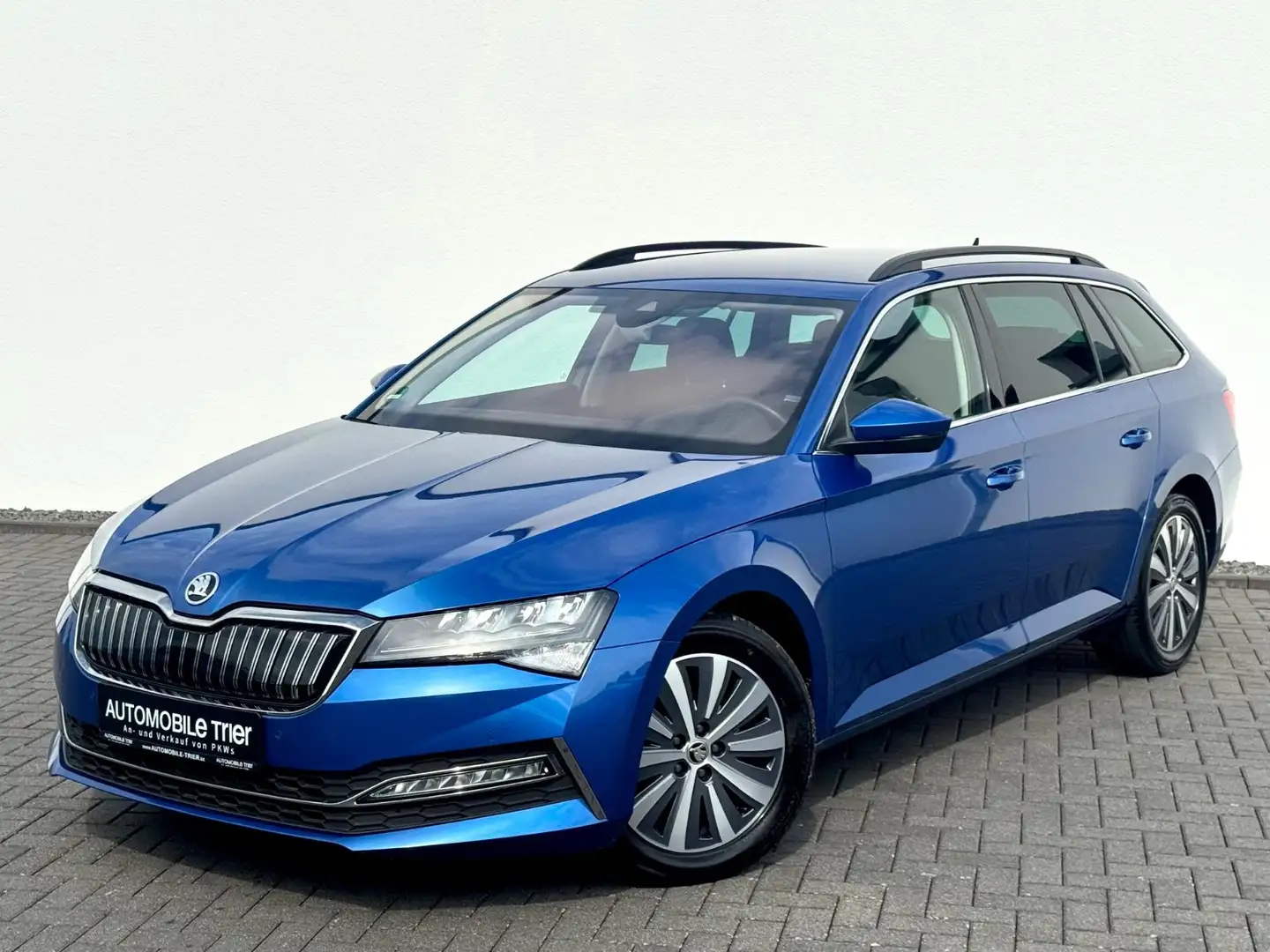 Skoda Superb Combi 1.4 TSI iV DSG /NAVI/LED/ACC/1.HAND - 1
