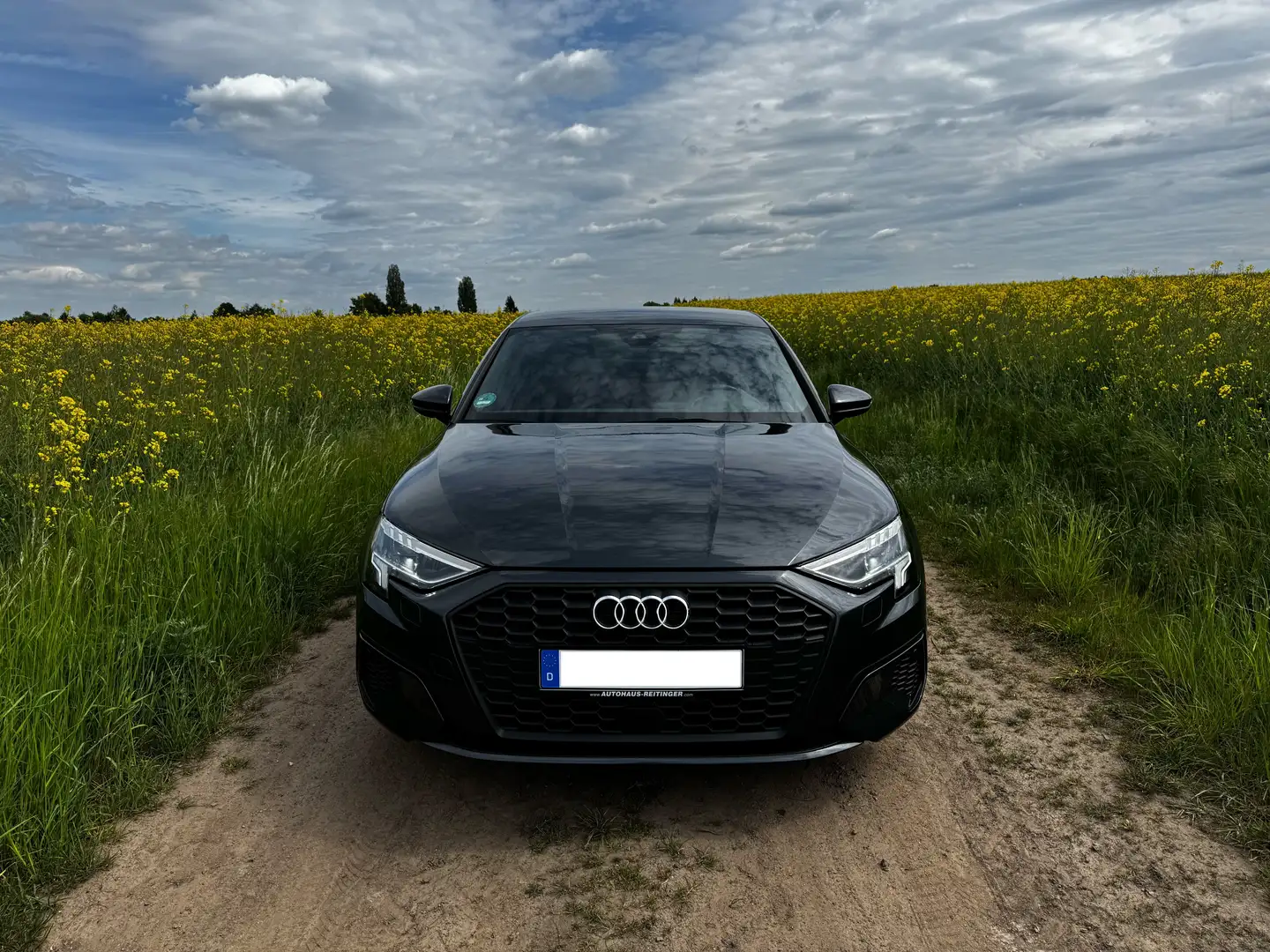 Audi A3 A3 Limousine LED ACC KAM VIRTUAL Grau - 2