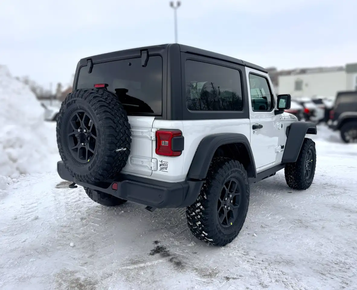 Jeep Wrangler снимка Jeep Wrangler