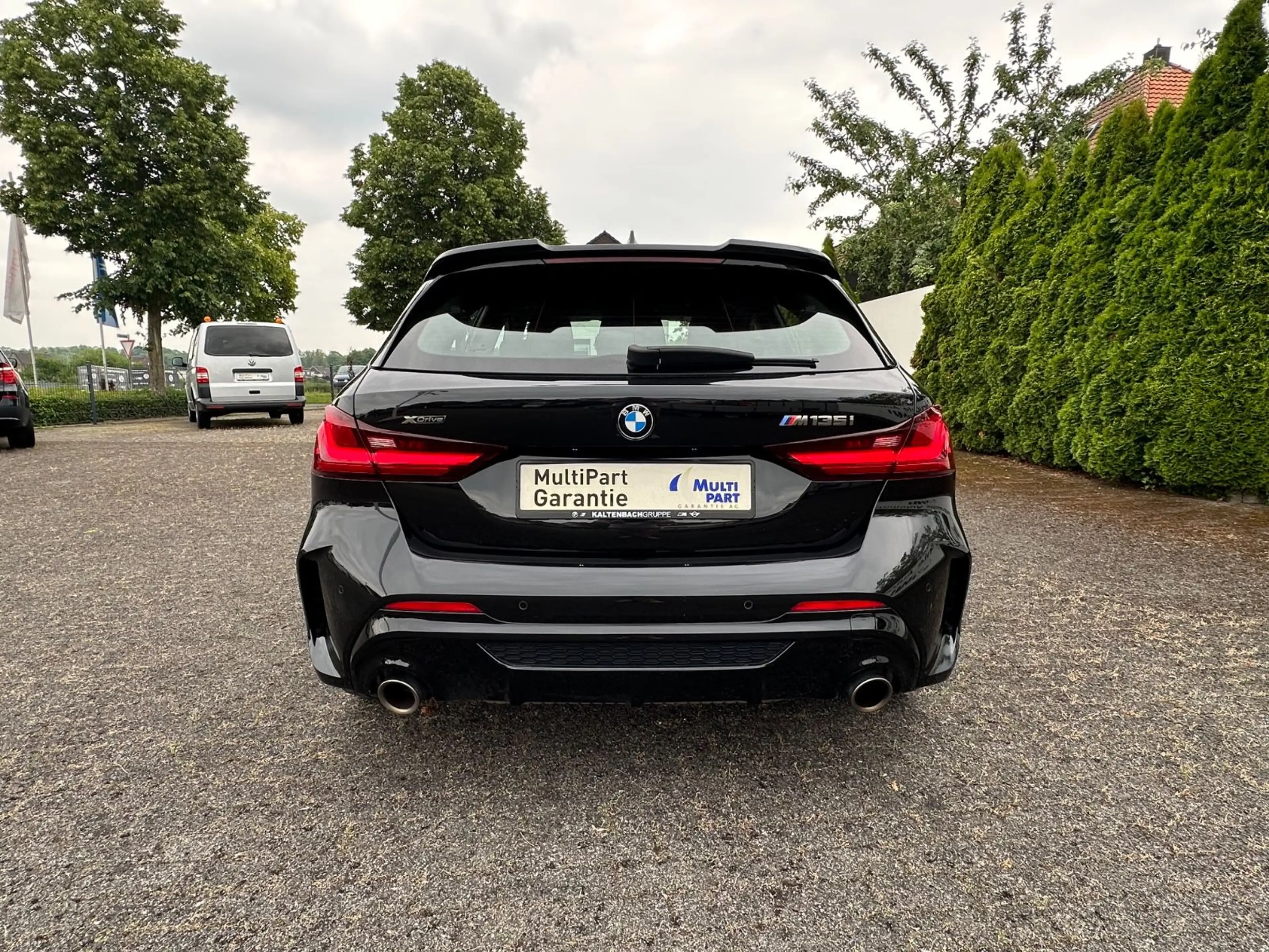 BMW 135 1 Limousine M135 i xDrive — photo 4