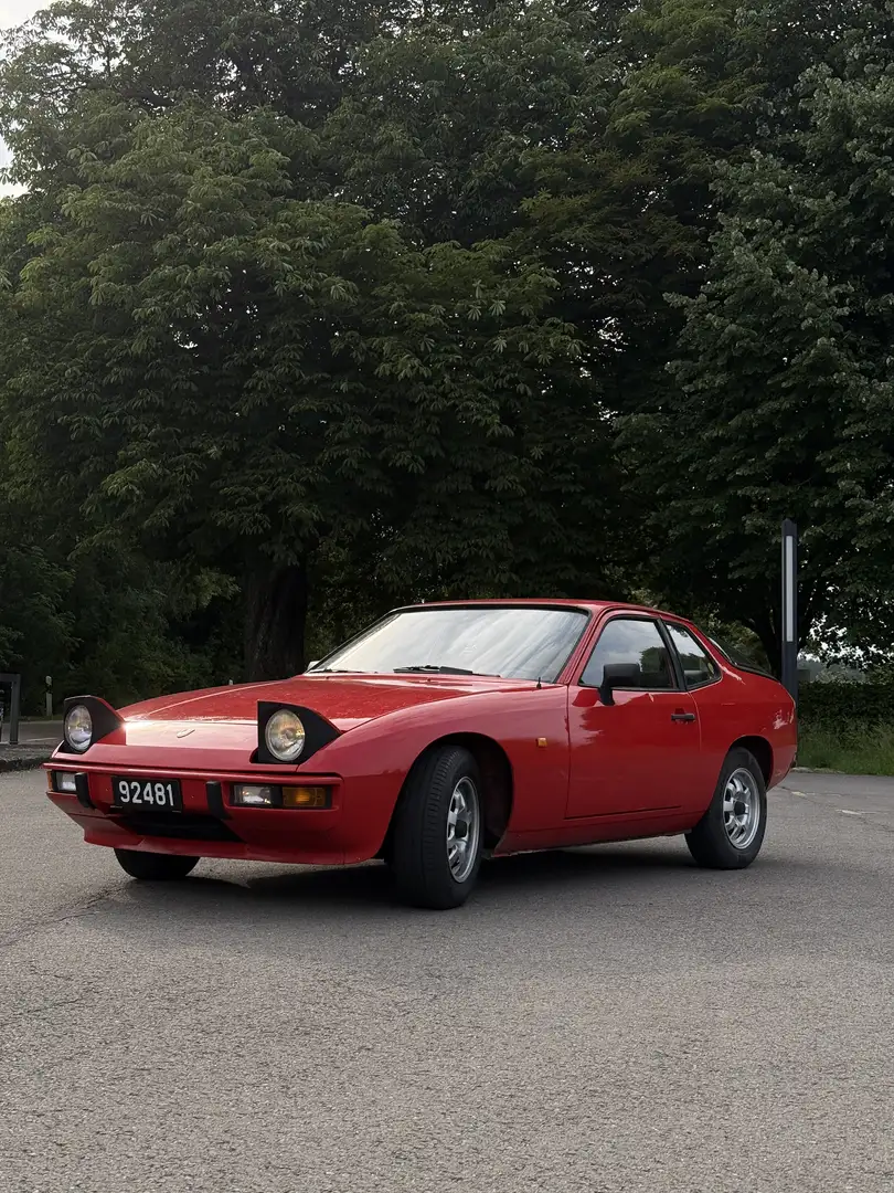 Porsche 924 Roşu - 1