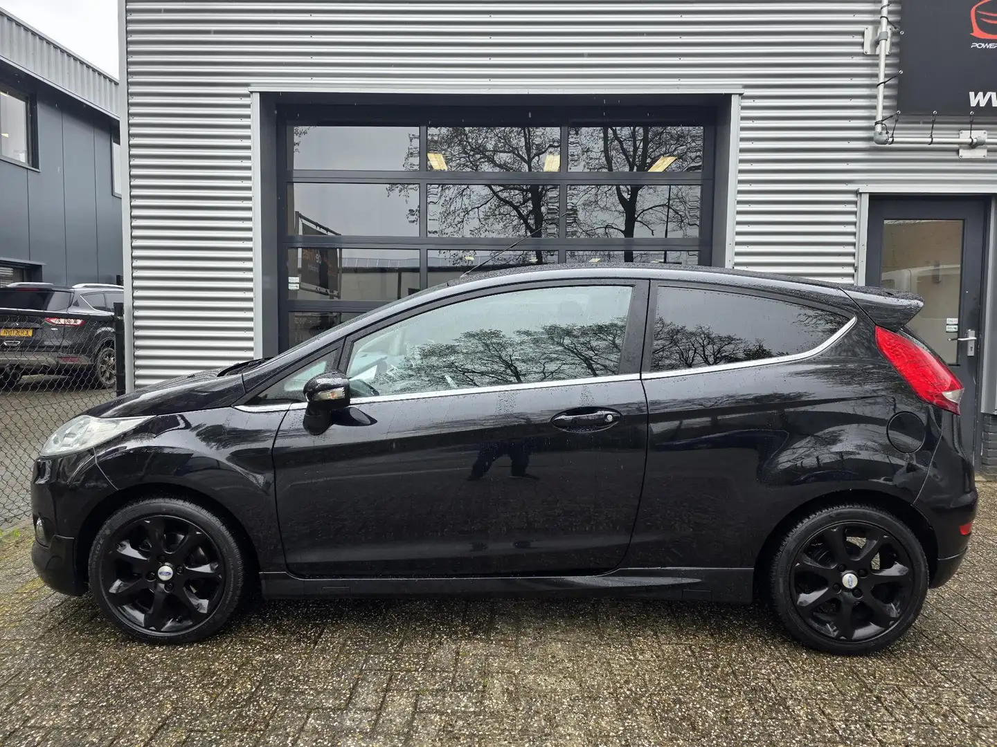 Ford Fiesta 1.25 Titanium ** ST PAKKET ** Negro - 2