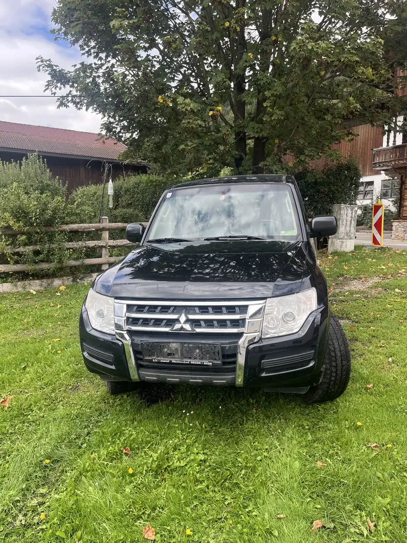 Mitsubishi Pajero Austria Edition 35 3,2 DI-D TD - 2