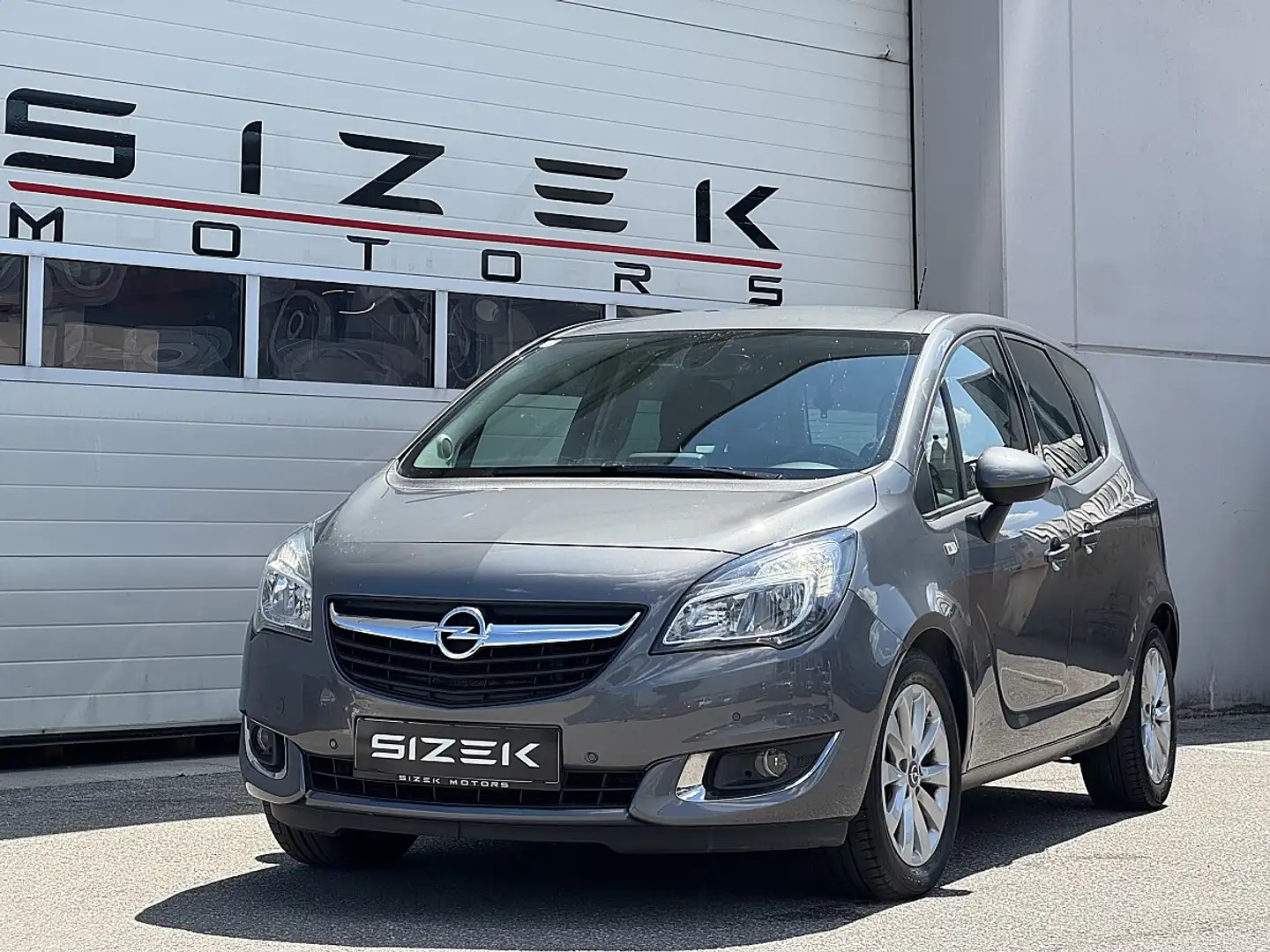 Opel Meriva 1,4 Turbo ecoflex Österreich Edition Start/Stop... Grau - 1