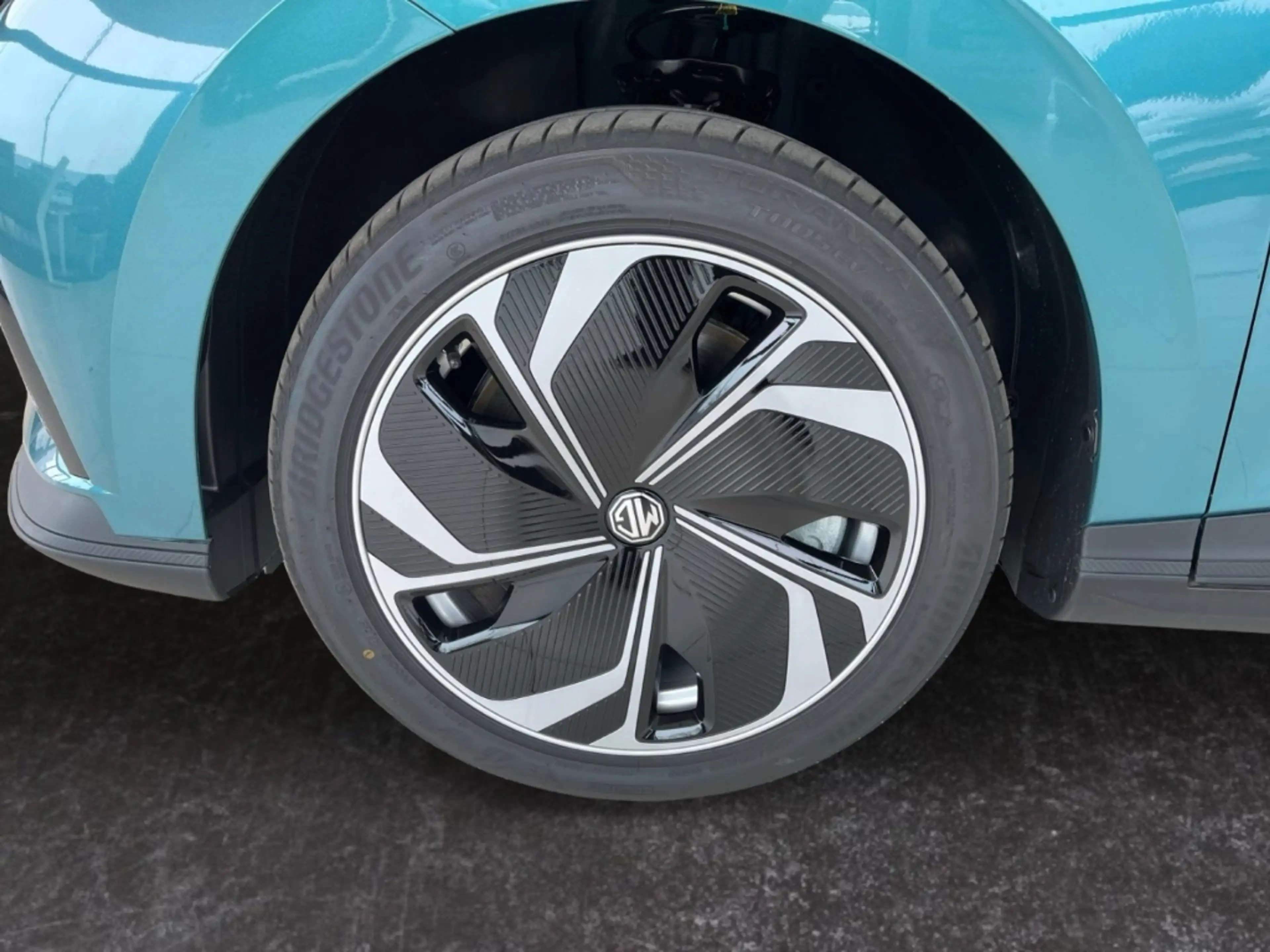 MG MG4 Luxury 64 kWh Leasing und Barkaufangebot — photo 14