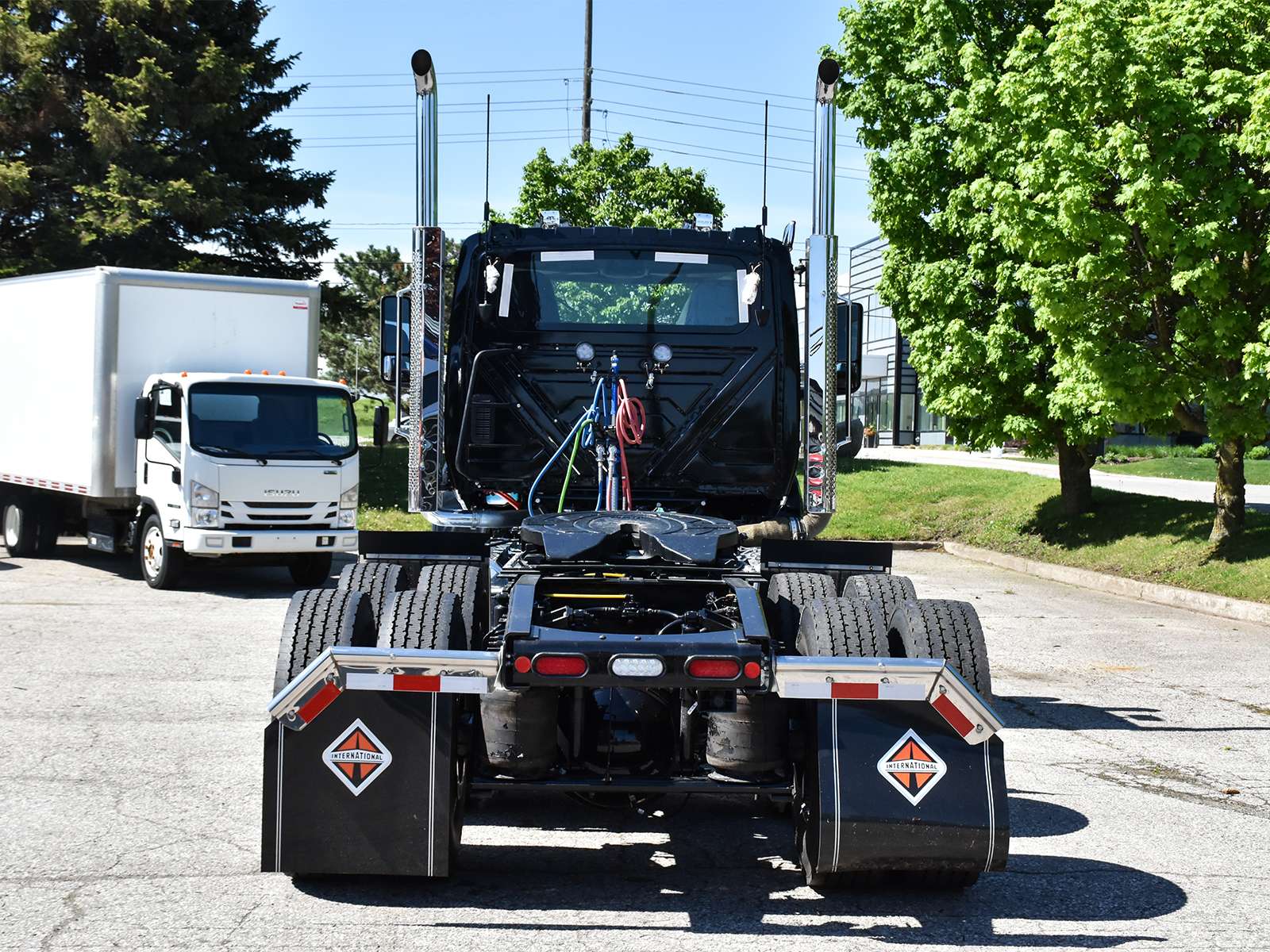 2027 International HX620