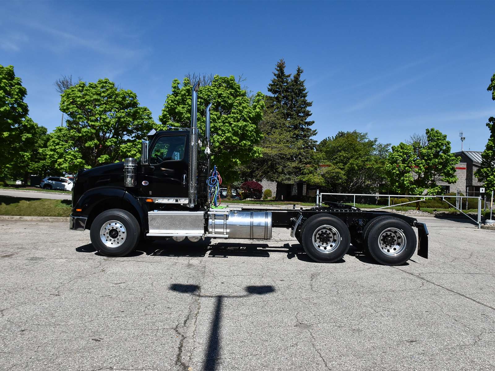 2027 International HX620