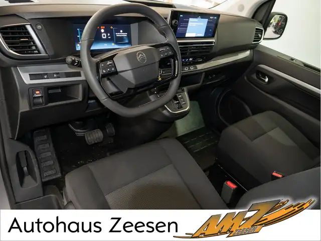 Citroen Spacetourer view 6
