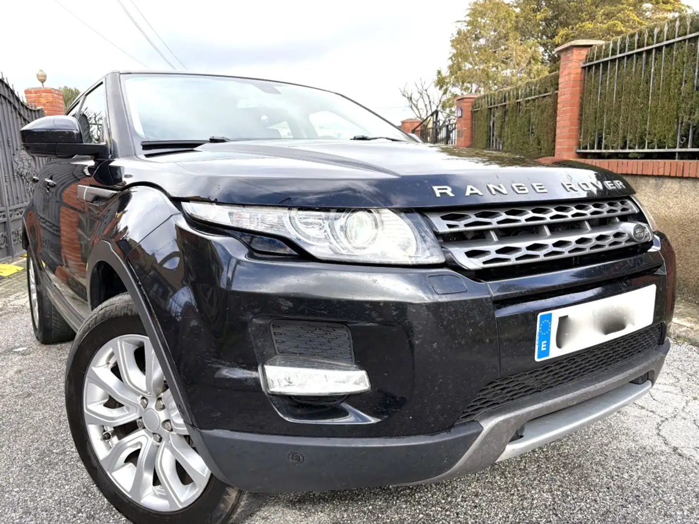 Land Rover Range Rover Evoque 2.2L TD4 Prestige 4x4 Aut. Negro - 2