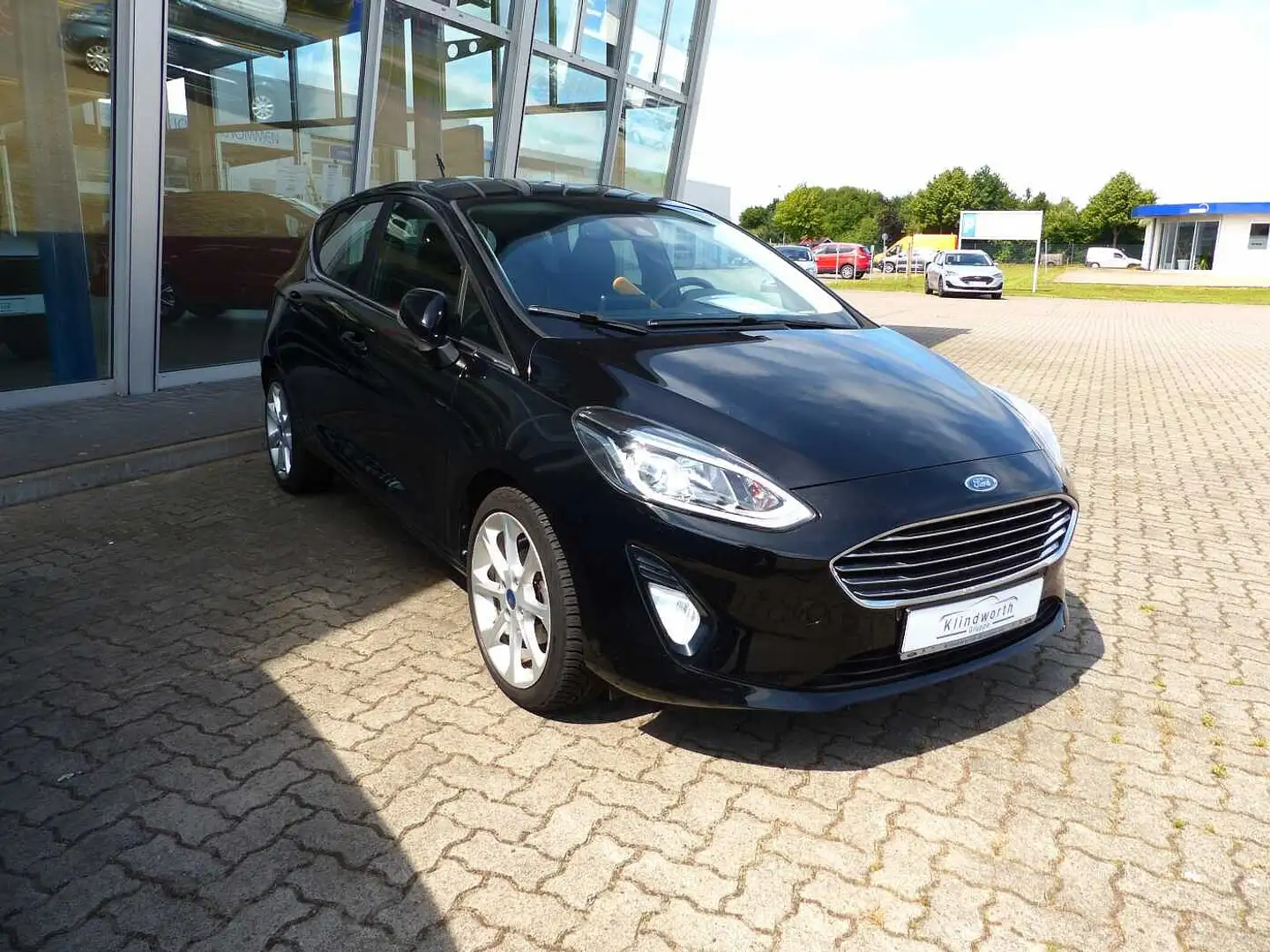 Ford Fiesta 1.0 EcoBoost S&S TITANIUM Notrad,Klima Schwarz - 2