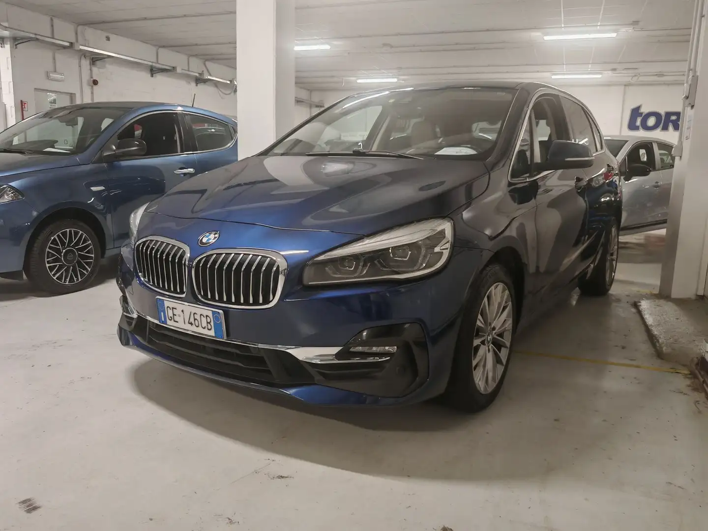 BMW 220 220d Active Tourer Luxury aut. Blu/Azzurro - 2
