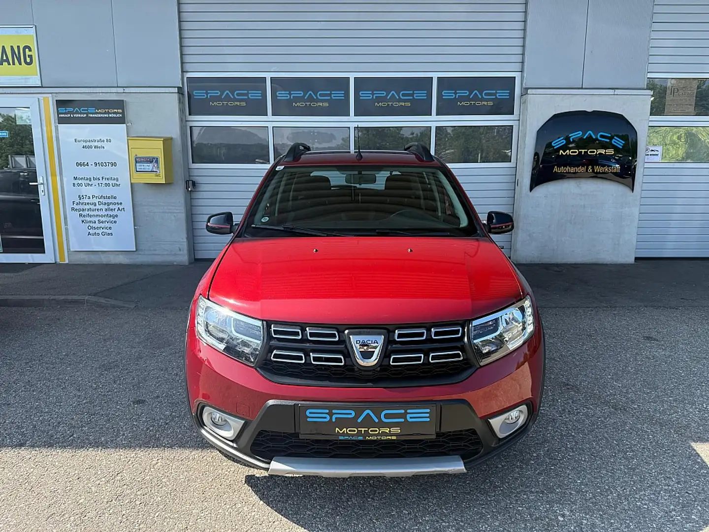 Dacia Sandero Ambiance TCe 90 S&S Rood - 2