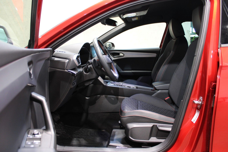 SEAT Leon FR 1.5 eTSI DSG*LED*Navi*Kamera*ACC* — photo 8