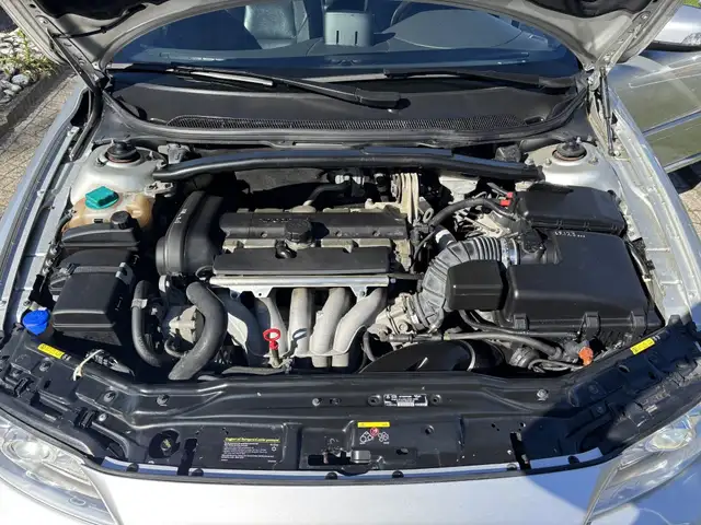 Volvo V70 view 23