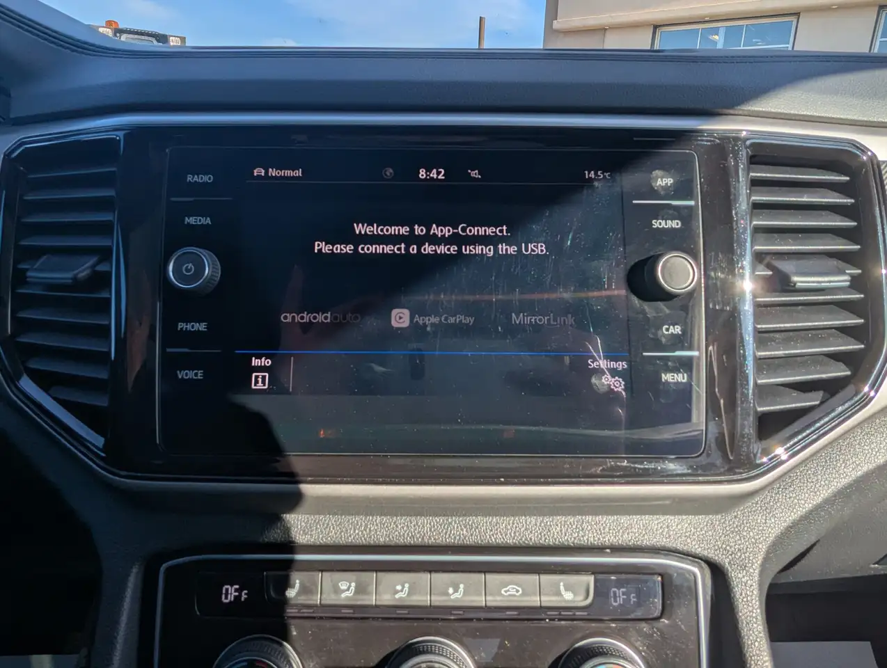 Volkswagen Atlas снимка Volkswagen Atlas