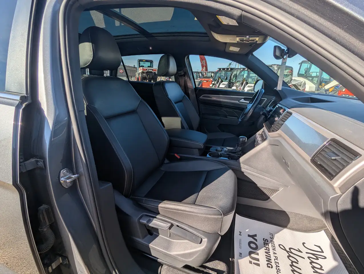 Volkswagen Atlas снимка Volkswagen Atlas