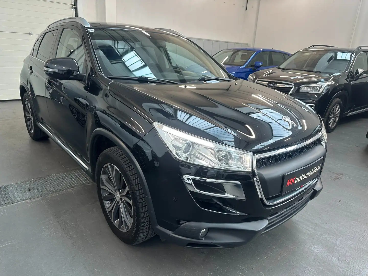 Peugeot 4008 Allure 4WD *ALLRAD * Negru - 1