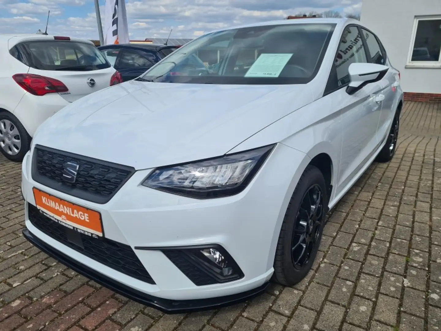 SEAT Ibiza 1.0TSI STYLE kein FR FOX-Auspuff, Spoiler - 1