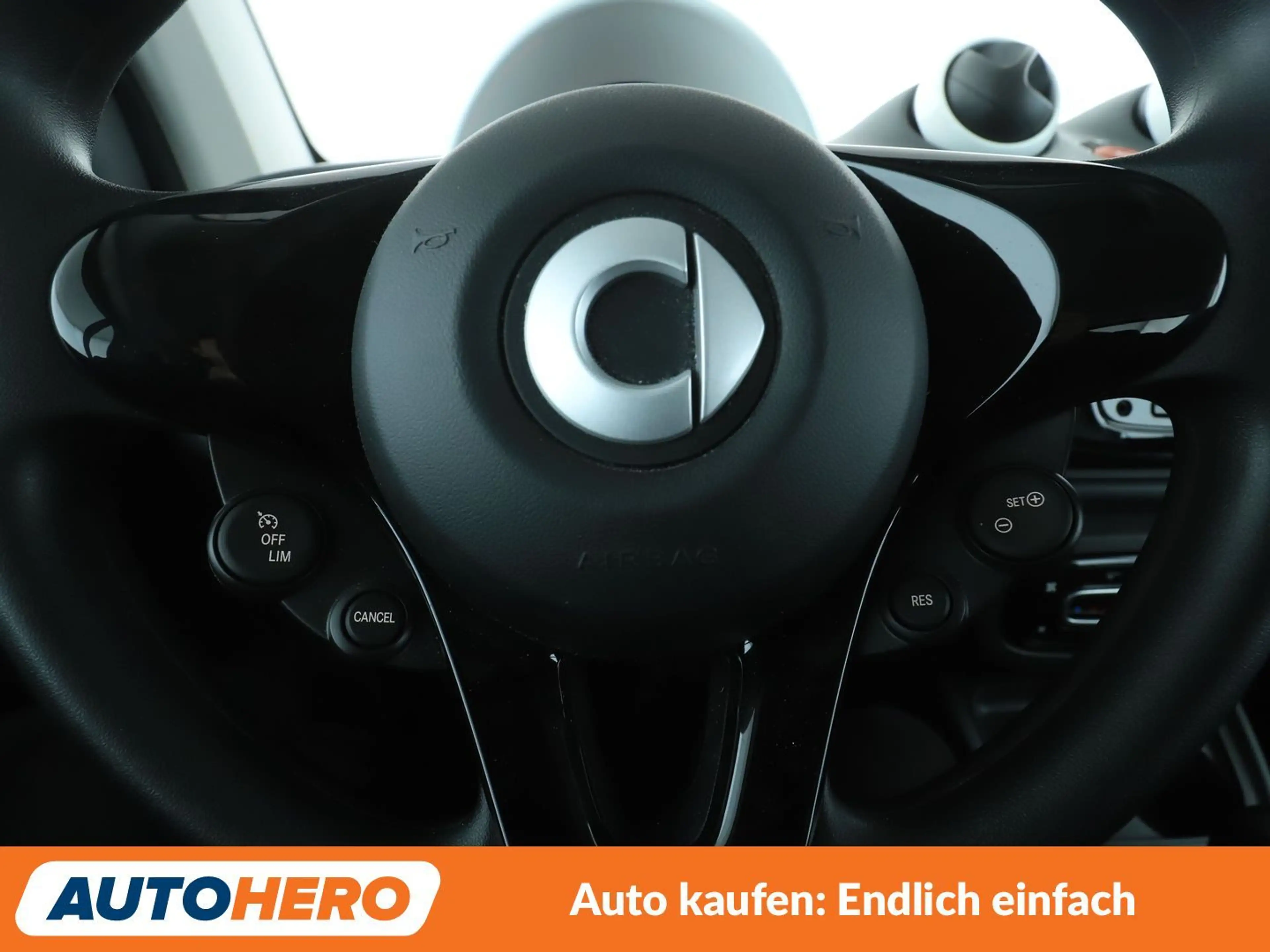 smart forTwo 1.0 Basis Standard Aut.*TEMPO*SHZ*KLIMA* — photo 13