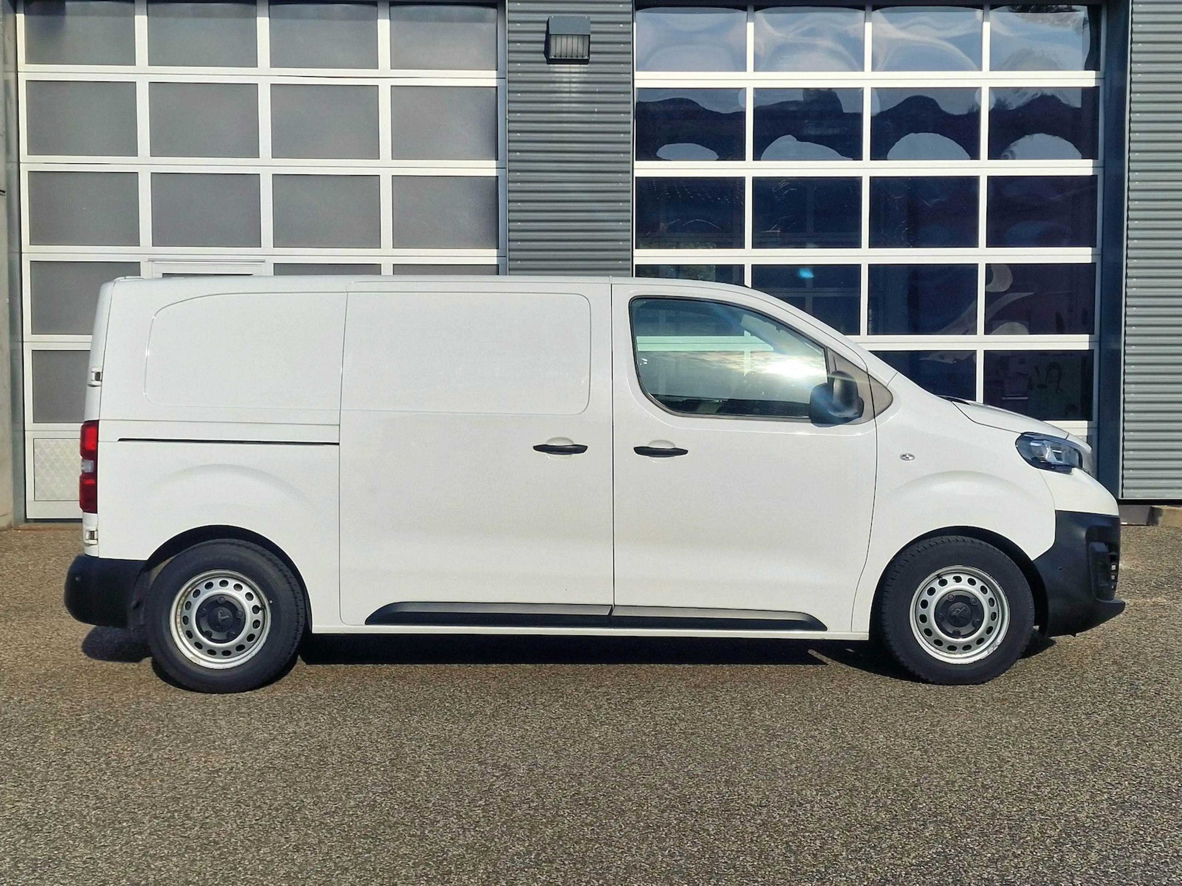 Peugeot Expert PremiumL2 Klima NAVI Werkstatteinrichtung — photo 3