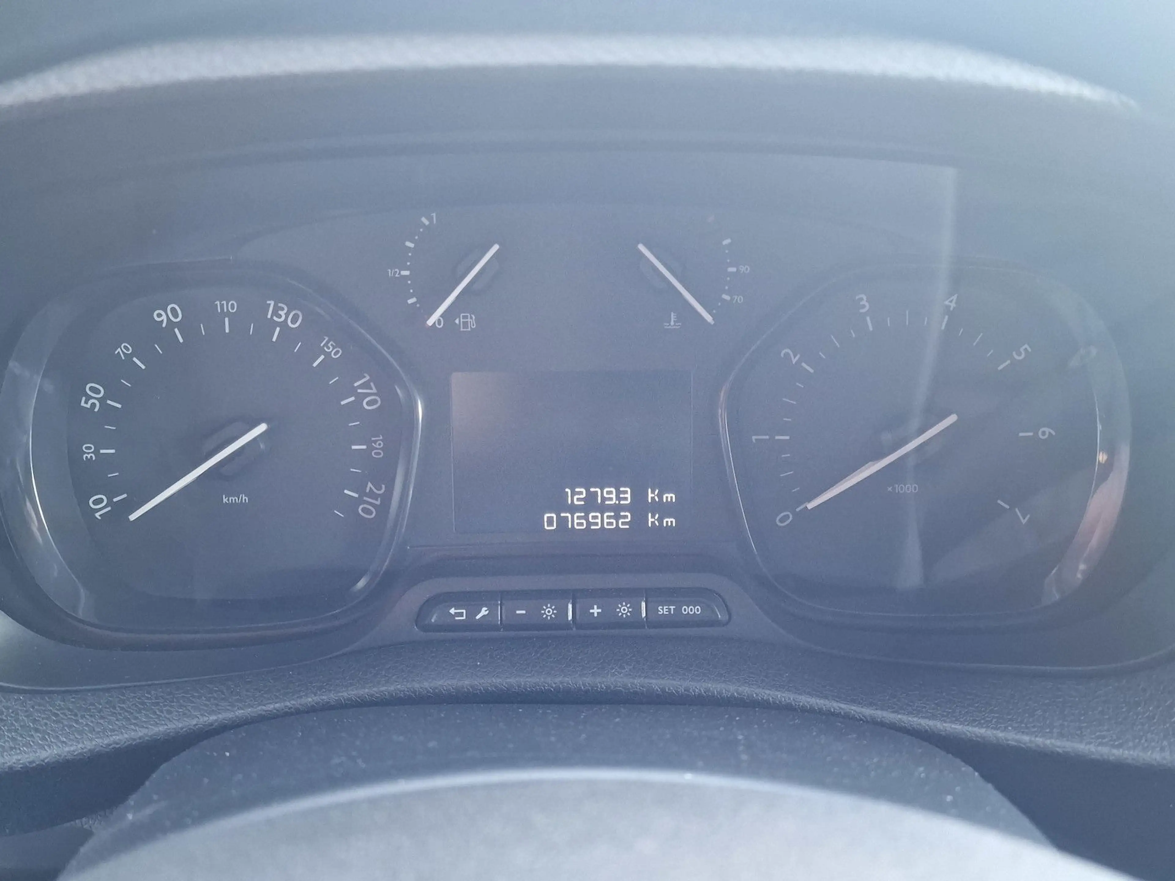 Peugeot Expert PremiumL2 Klima NAVI Werkstatteinrichtung — photo 15