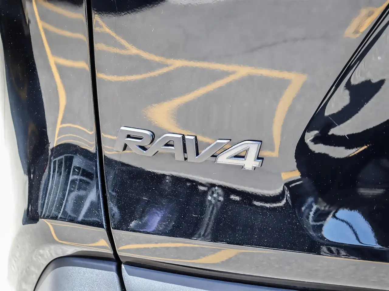 Toyota RAV 4 снимка Toyota RAV 4