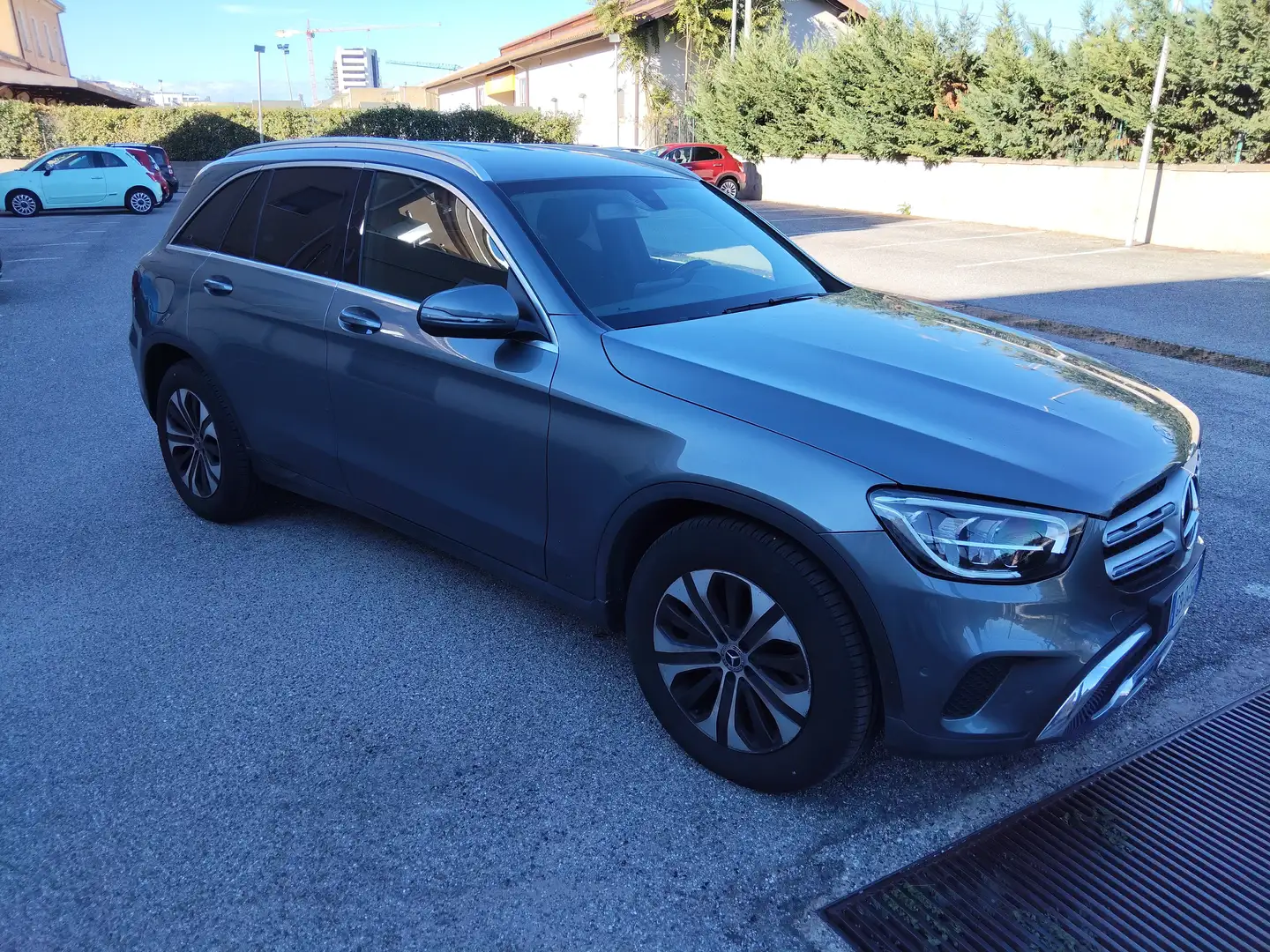 Mercedes-Benz 200 GLC Šedá - 2