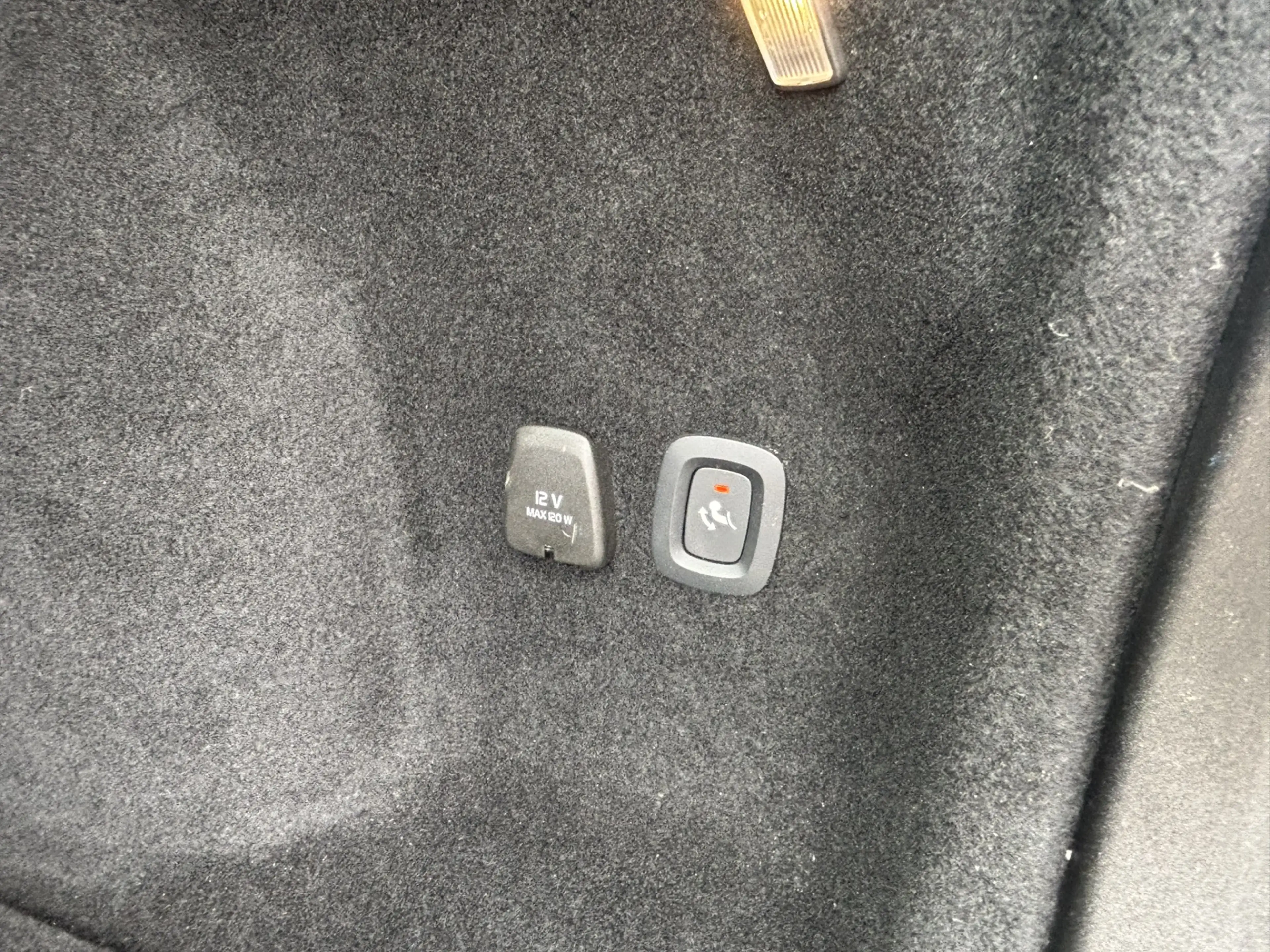 Volvo V60 Cross Country 2.0 B5 AWD Pro Panorama dak Keyless On call — photo 17