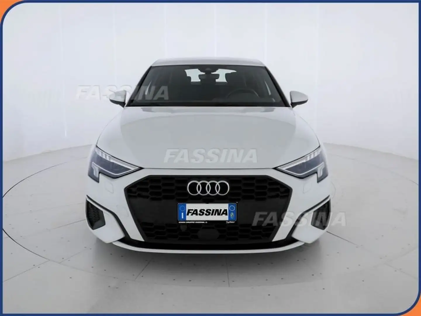 Audi A3 SPB 30 TFSI 110cv Bianco - 2
