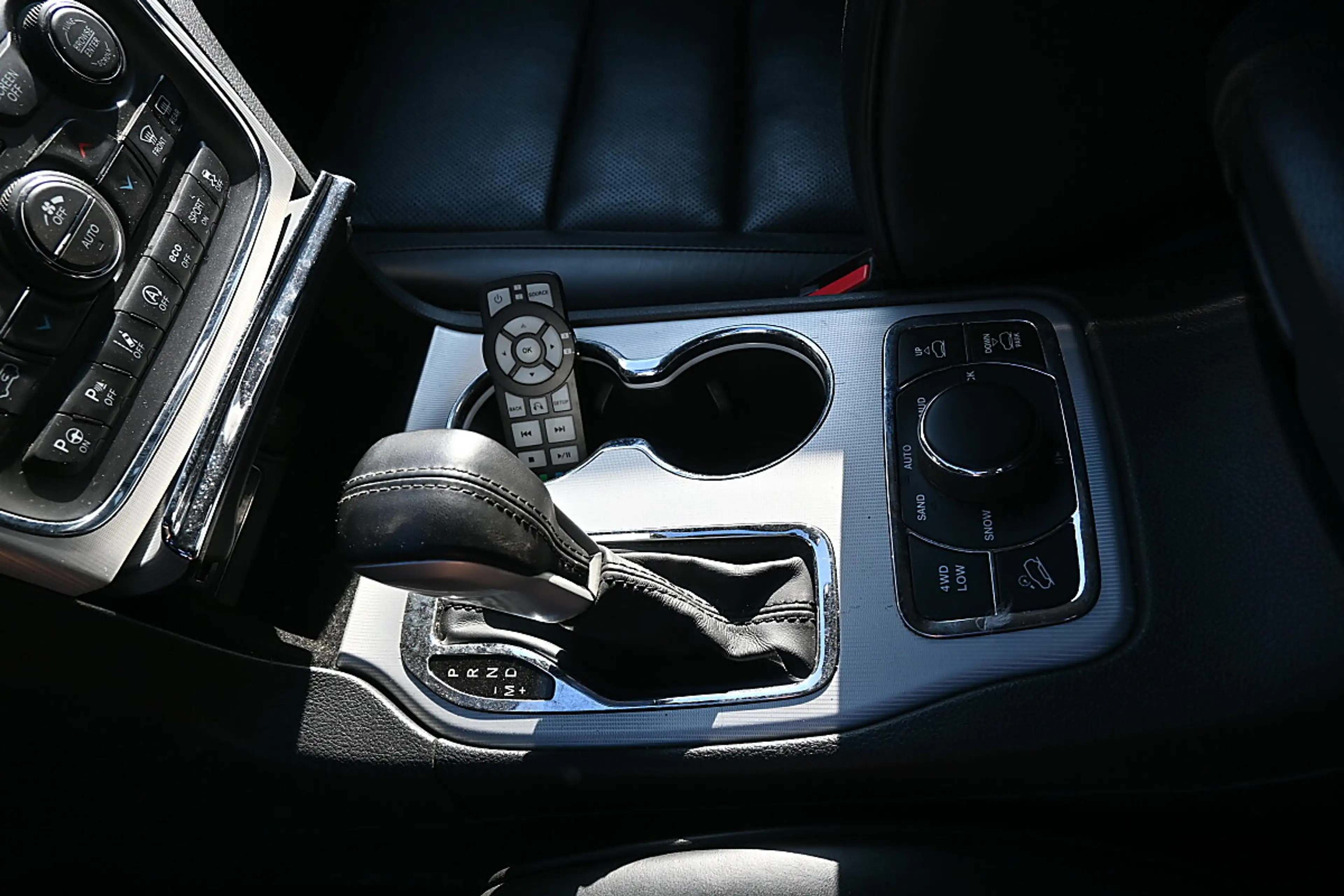 Jeep Grand Cherokee 3.0 CRD Summit — photo 14